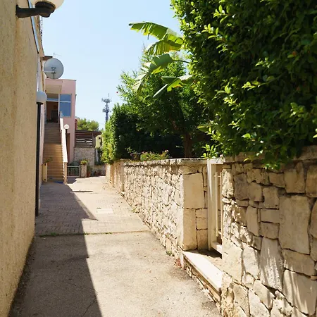 5suitesuperior Бари